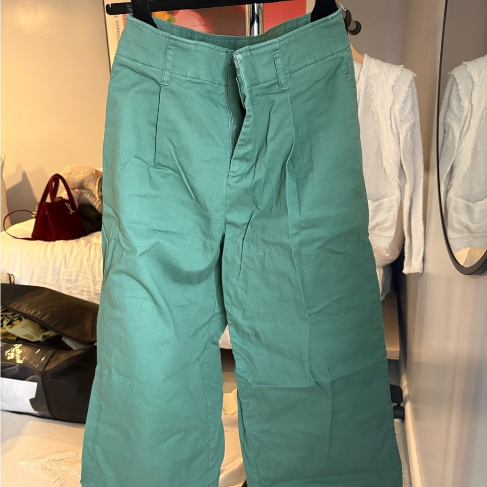 Uniqlo Women’s High-wait Chino Wide Leg Pants - Picture 2 of 5